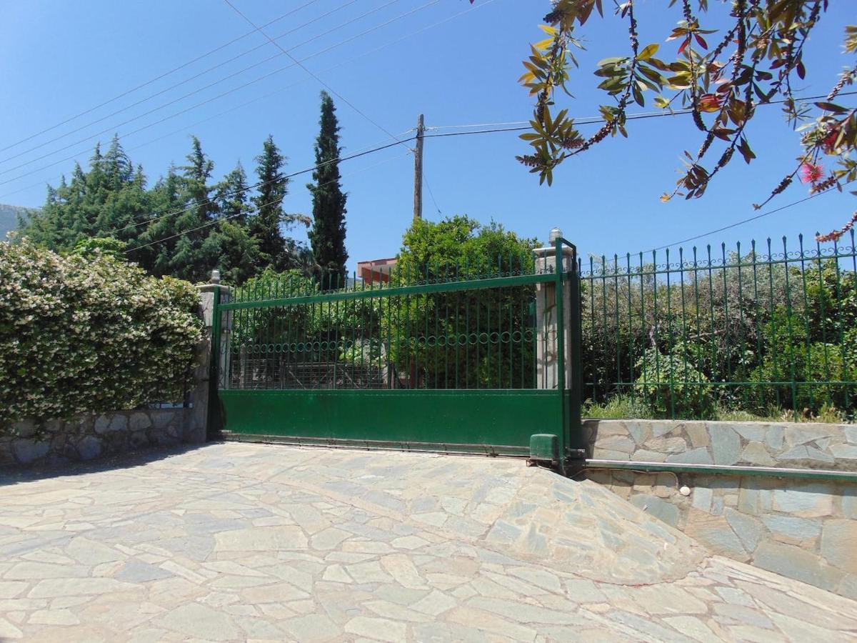 Small Theater Apartment Epidaurus Luaran gambar
