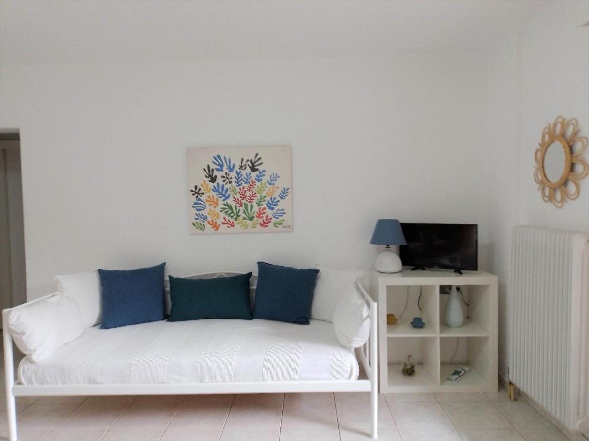 Small Theater Apartment Epidaurus Luaran gambar