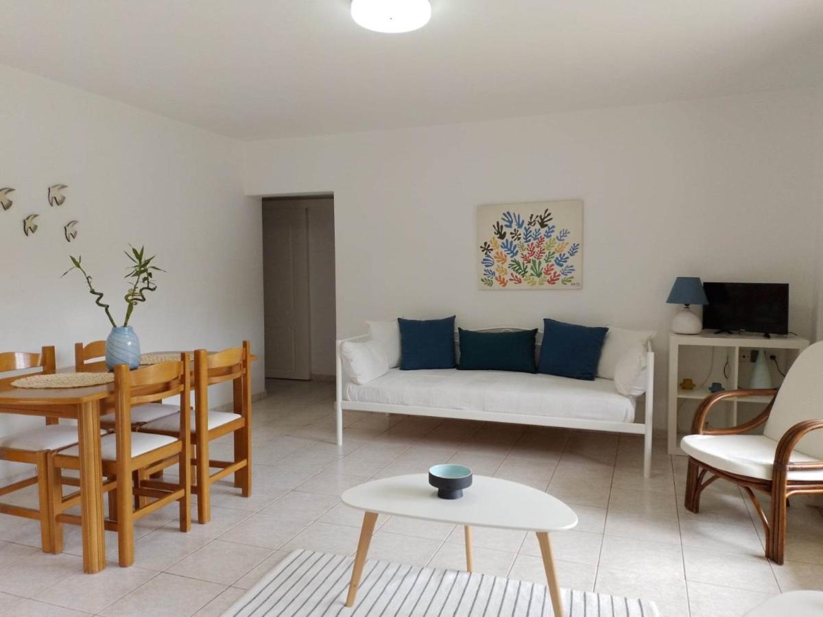 Small Theater Apartment Epidaurus Luaran gambar